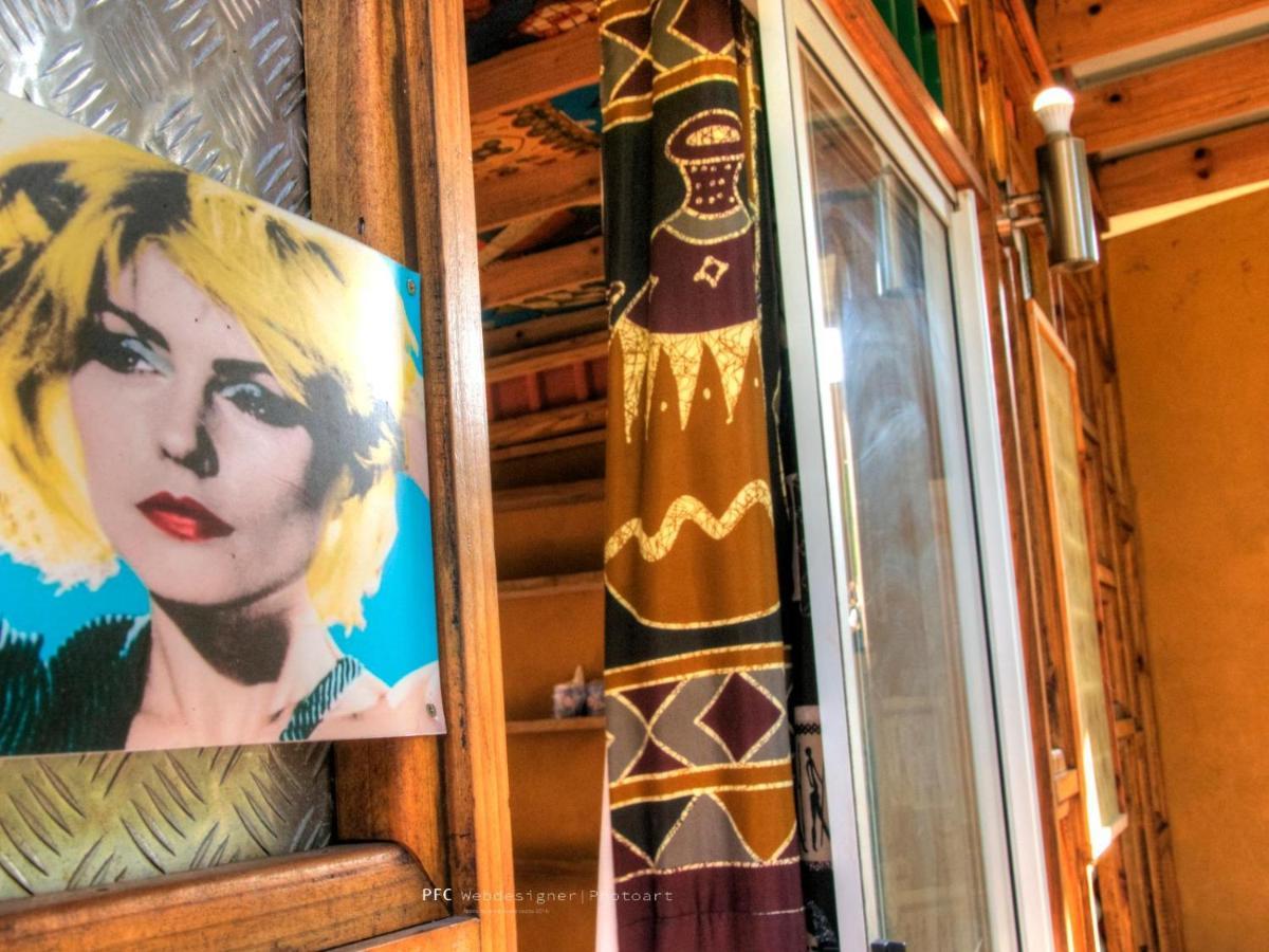 Mozambeat Motel Tofo Екстер'єр фото