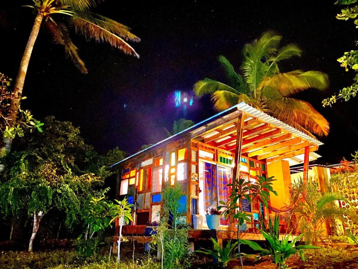 Mozambeat Motel Tofo Екстер'єр фото