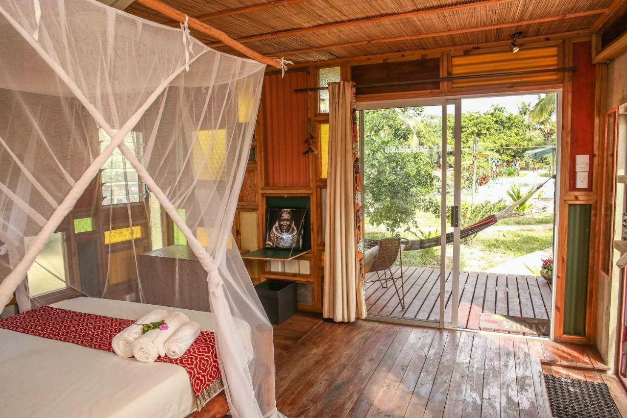 Mozambeat Motel Tofo Екстер'єр фото