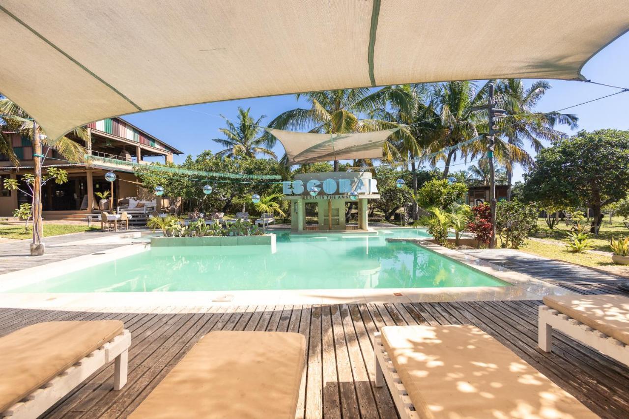 Mozambeat Motel Tofo Екстер'єр фото