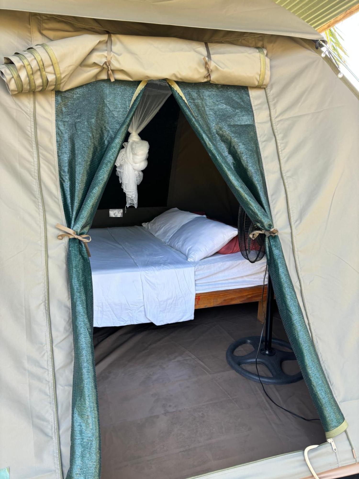 Mozambeat Motel Tofo Екстер'єр фото