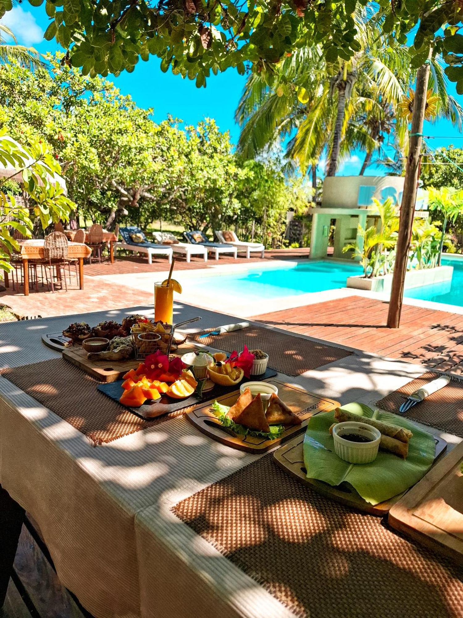 Mozambeat Motel Tofo Екстер'єр фото